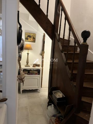 Propriete 9 pièce(s) 4 chambre(s) 228 m²