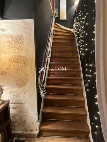 Propriete 9 pièce(s) 4 chambre(s) 228 m²