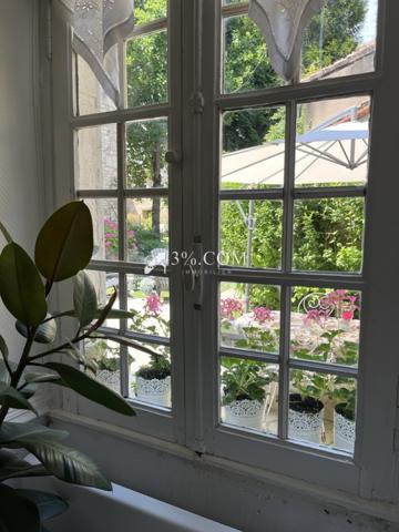 Propriete 9 pièce(s) 4 chambre(s) 228 m²