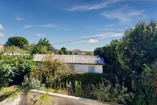 Maison à vendre 5 pièces MALLEMORT (13)
