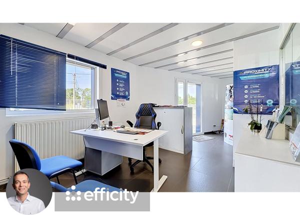 Local Commercial
        
        - 597 m² Exclusivité 195 175 € *