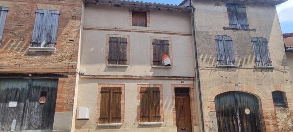 Maison à rénover avec jardin,  fort potentiel