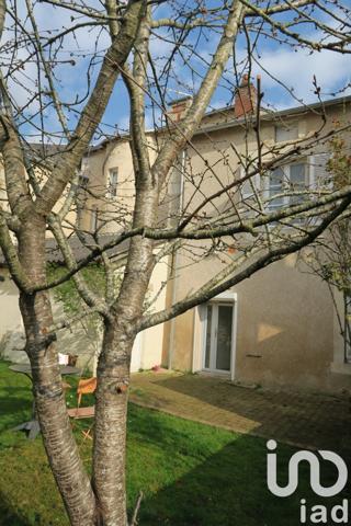 Maison de ville 3 pièces de 71 m² à Chauvigny (86300)