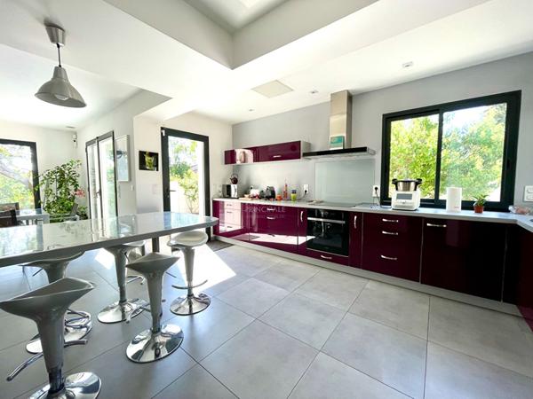 MAISON CONFLANS STE HONORINE - 6 PIÈCES - 150m² €680 000 ** - Référence 7629