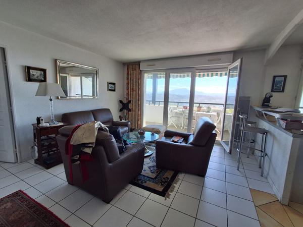 - BIDART - appartement T3 avec vue exceptionnelle, Bidart 64210