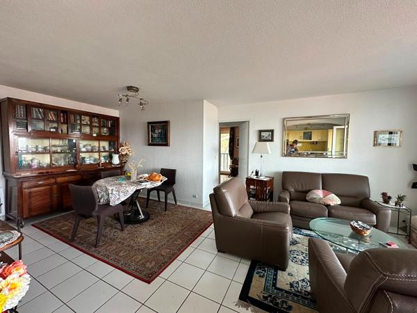 - BIDART - appartement T3 avec vue exceptionnelle, Bidart 64210