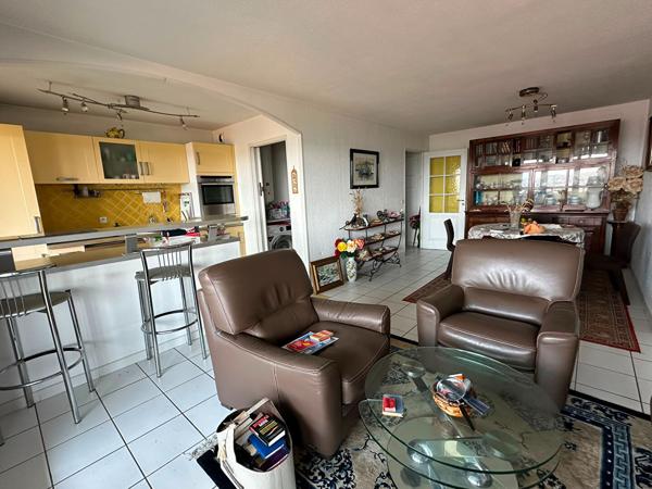 - BIDART - appartement T3 avec vue exceptionnelle, Bidart 64210
