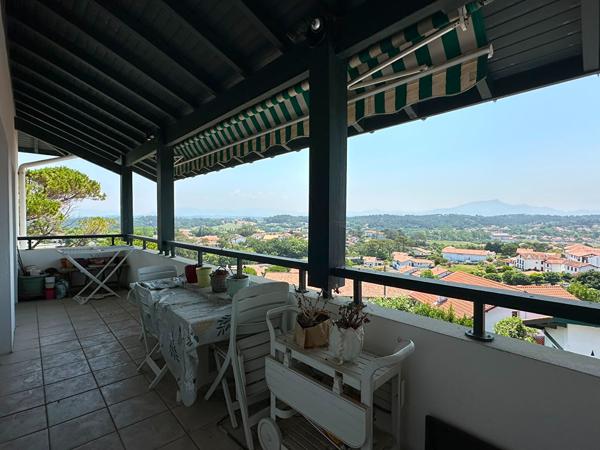 - BIDART - appartement T3 avec vue exceptionnelle, Bidart 64210