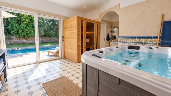 Villa avec Piscine et Vue sur la Cathédrale Beziers