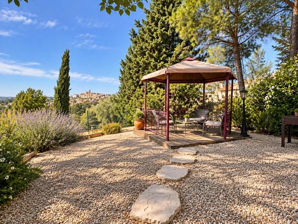 Villa avec Piscine et Vue sur la Cathédrale Beziers