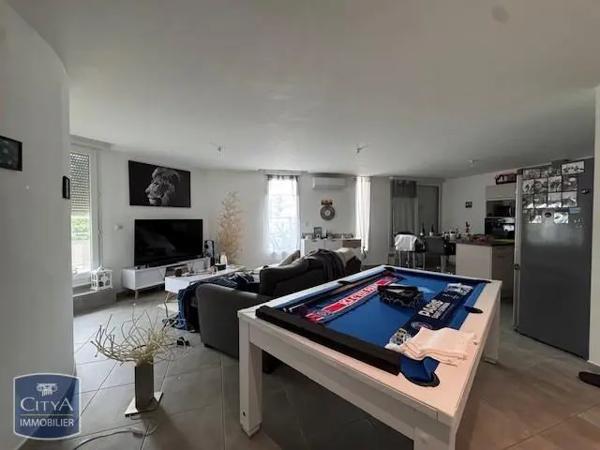 Appartement à louer 3 pièces 102.8m² Béziers (34500)