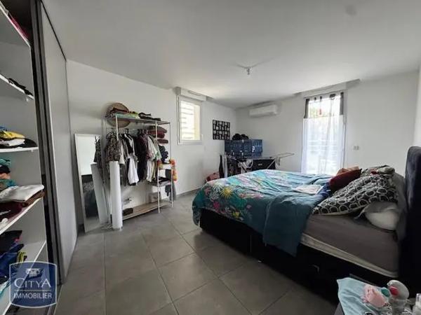 Appartement à louer 3 pièces 102.8m² Béziers (34500)