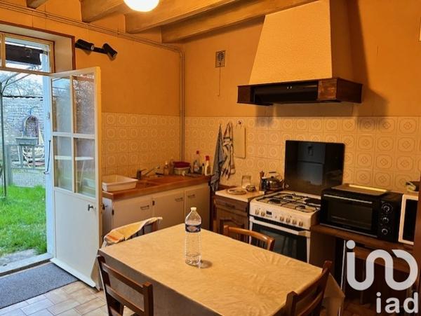 Maison à vendre 6 pièces 91 m² Sainte-Ouenne