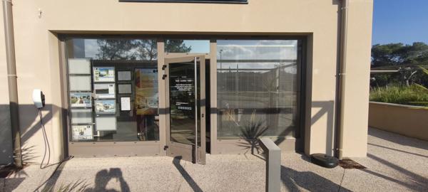 Villeneuve-lès-Avignon (30400) Local commercial/bureaux de 70m2 haut de villeneuve les avignon