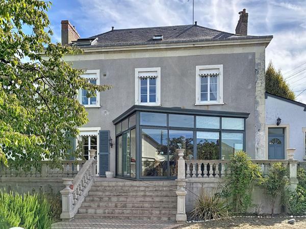 Maison de prestige à Château-Gontier-sur-Mayenne