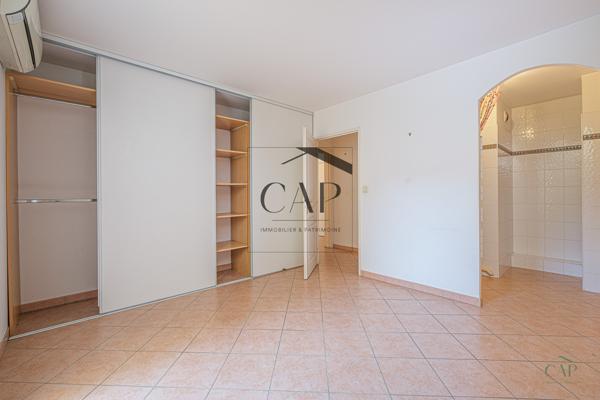 Aubagne (13400) type 2/3 Terrasse Aubagne les defensions