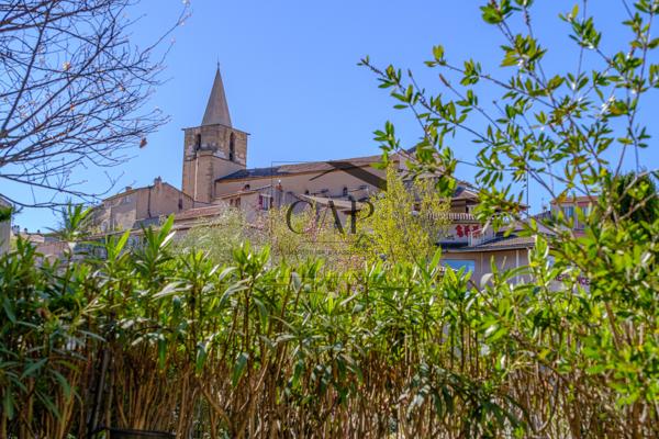 Aubagne (13400) type 2/3 Terrasse Aubagne les defensions