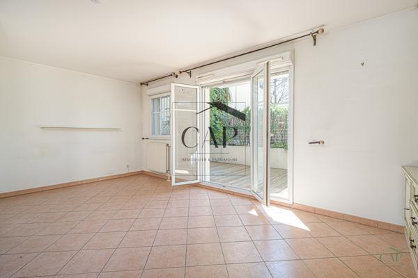 Aubagne (13400) type 2/3 Terrasse Aubagne les defensions