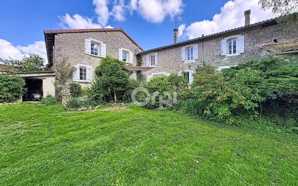 Maison à vendre    7 pièces • 206 m2 Chamboret