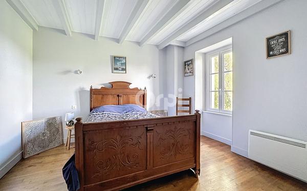 Maison à vendre    7 pièces • 206 m2 Chamboret