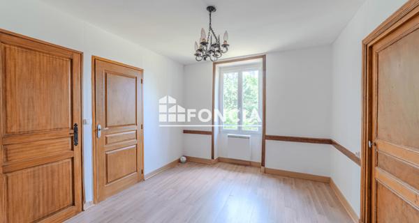 À vendre Maison 5 pièces 99 m² - Saint-alban-les-eaux 42370