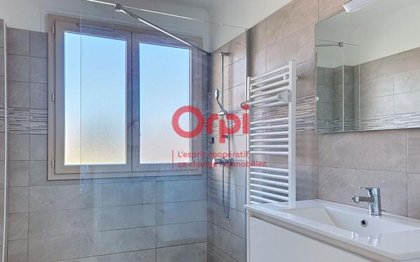 Appartement à louer    3 pièces •  Prades