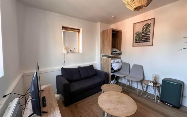 Appartement à louer    1 pièce •    Armentières