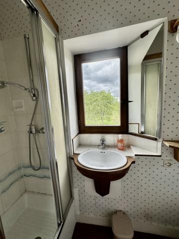 Maison
         8 pièces
        - 220 m² 575 000 € *
