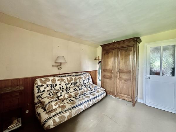 Maison
         8 pièces
        - 220 m² 575 000 € *