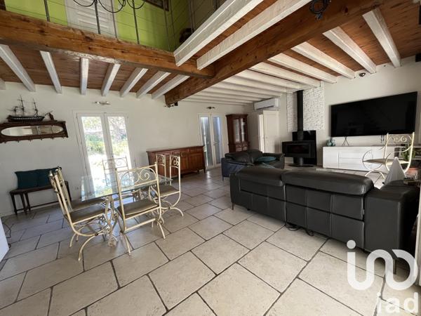 Maison à vendre 8 pièces 205 m² Le Plan-de-la-Tour