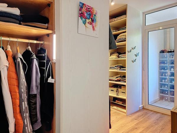 HAUT LANTERNE, résidence standing spacieux 4P de 103 m², avant-dernier étage, grande terrasse, vue panoramique mer, piscine