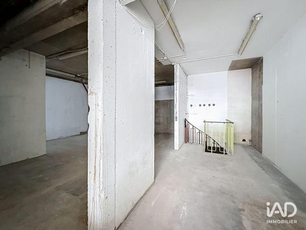 Boutique/Local commercial à vendre 134 m² Paris 18