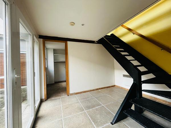 Immeuble de rapport Montceau Les Mines 6 pièce(s) 179 m2