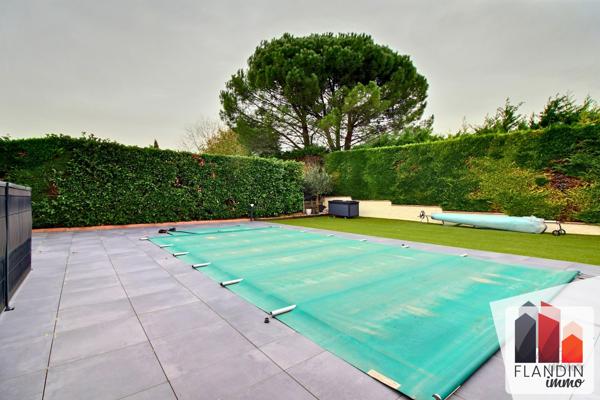 À vendre - Maison familiale avec piscine