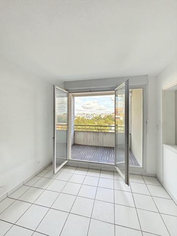 Investissement locatif – Appartement 33,17 m² avec terrasse, parking et locataire en place – Toulouse La Vache