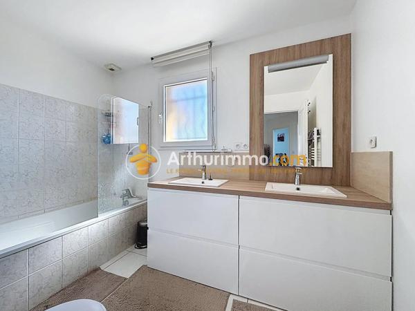 Vente Maison 6 pièces 115 m2 à Bourgoin-Jallieu