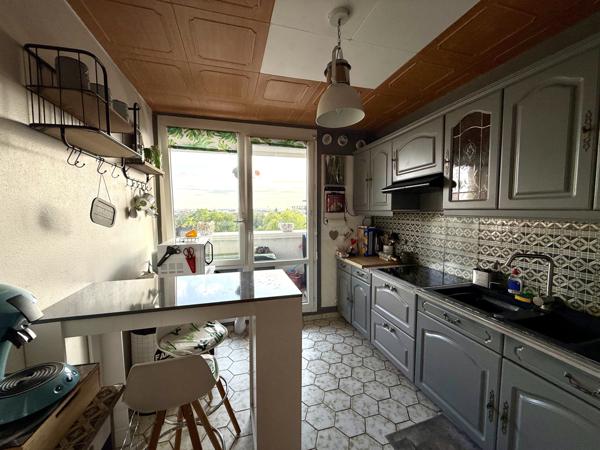 Sevran (93270) 4 Pièces avec balcon proche RER et futur métro 16