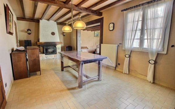 Maison à vendre    5 pièces • 104 m2 Blanzy