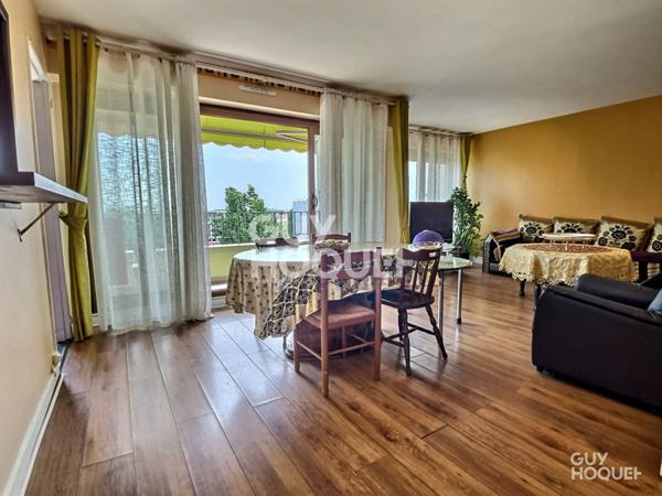 À VENDRE 5 PIÈCES + BALCON + PARKING