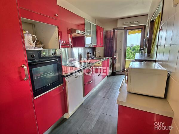 À VENDRE 5 PIÈCES + BALCON + PARKING