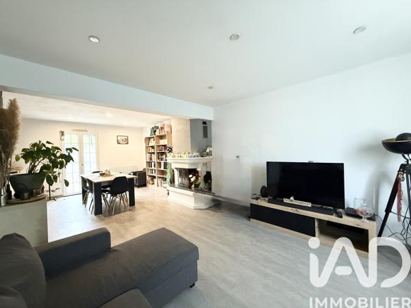 Maison à vendre 6 pièces 107 m² Villeneuve-la-Guyard