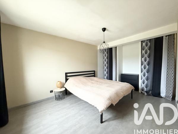 Maison à vendre 6 pièces 107 m² Villeneuve-la-Guyard