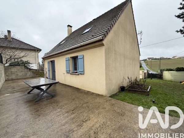 Maison à vendre 6 pièces 107 m² Villeneuve-la-Guyard