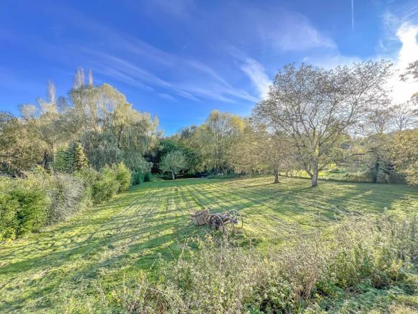 Maison d’architecte avec piscine et parc – À 45 min de Paris