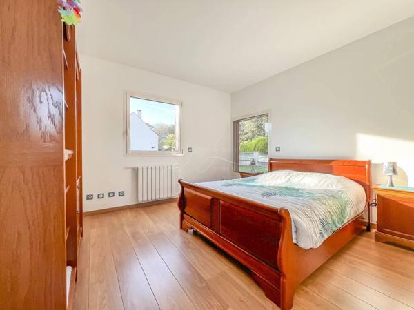 Maison d’architecte avec piscine et parc – À 45 min de Paris