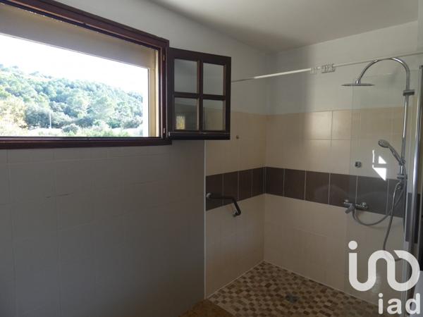 Maison 5 pièces de 104 m² à Bollène (84500)