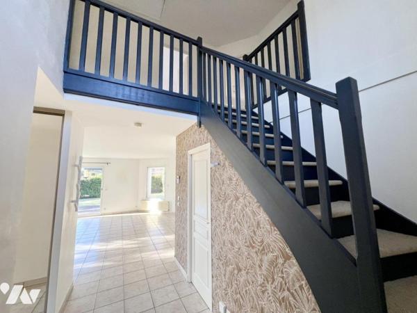 A VENDRE CARQUEFOU - LE HOUSSEAU 5 Chambres (1 au rdc) Jardin et Garage