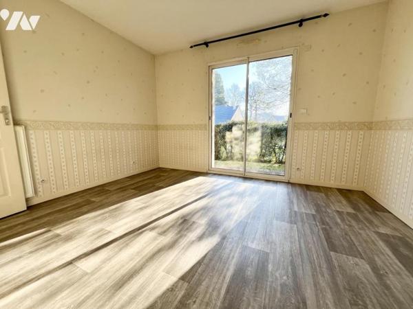 A VENDRE CARQUEFOU - LE HOUSSEAU 5 Chambres (1 au rdc) Jardin et Garage