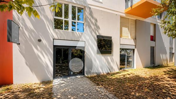 Local commercial 73 m2