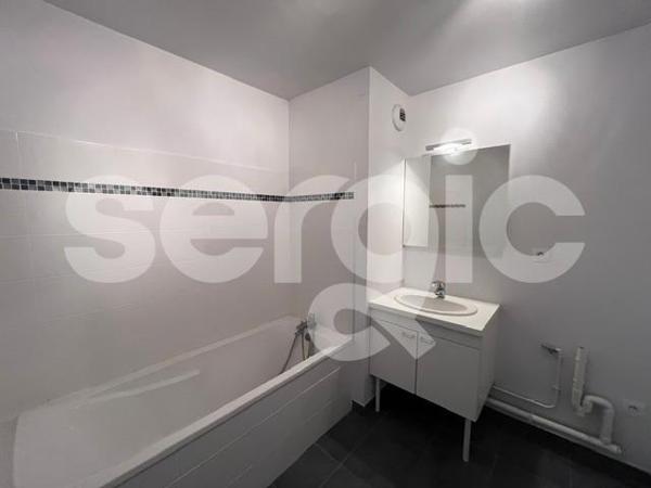 Location 3 Pieces 69 59350 Saint Andre Lez Lille 07 1371 03 0032